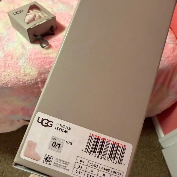 UGG Soft Pink Infant Booties - Picture 5 of 6